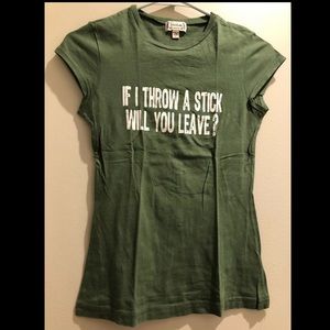 Tee shirt with phrase